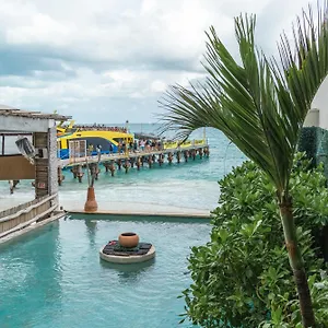 La Palma Beachfront Boutique - Self Check In Hotel Cancun