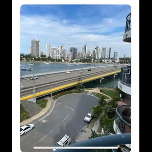 Broadwater Tower Hotel Gold Coast